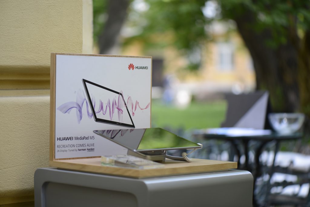 Huawei представи премиум таблета MediaPad M5 в България
