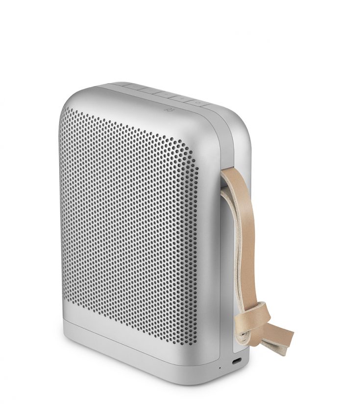 P6_Natural_Hero Bang&Olufsen представи новата си практична и мощна тонколонa Beoplay P6