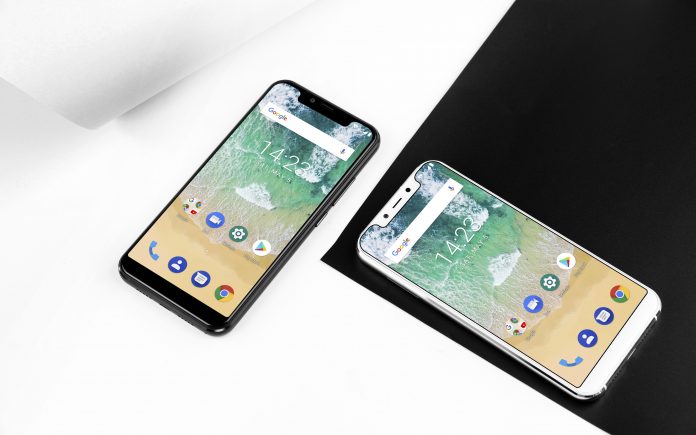 Спецификациите на OUKITEL U19 с прорез в екрана; продължава разпродажбата на U18