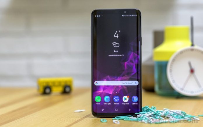 gsmarena_001 Samsung Galaxy S10 се очаква да има пиезоелектричен говорител