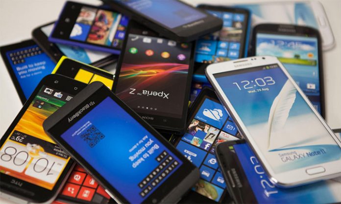 За първи път смартфон на Xiaomi бе класиран в топ-3 на световните продажби