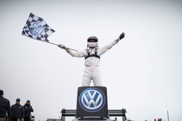 Електромобилът Volkswagen I.D. R Pikes Peak спечели състезанието Pikes Peak