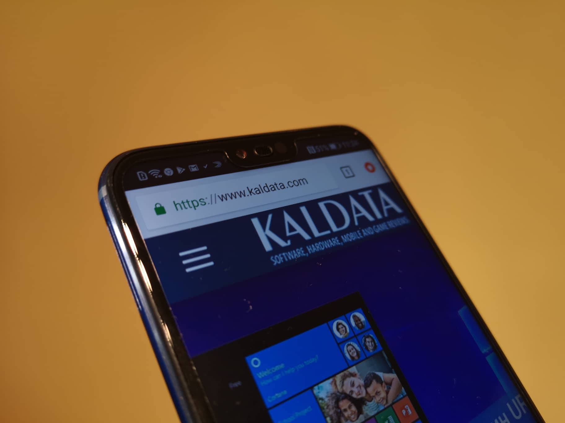 Ревю на Honor 10: красив и с „умни“ камери