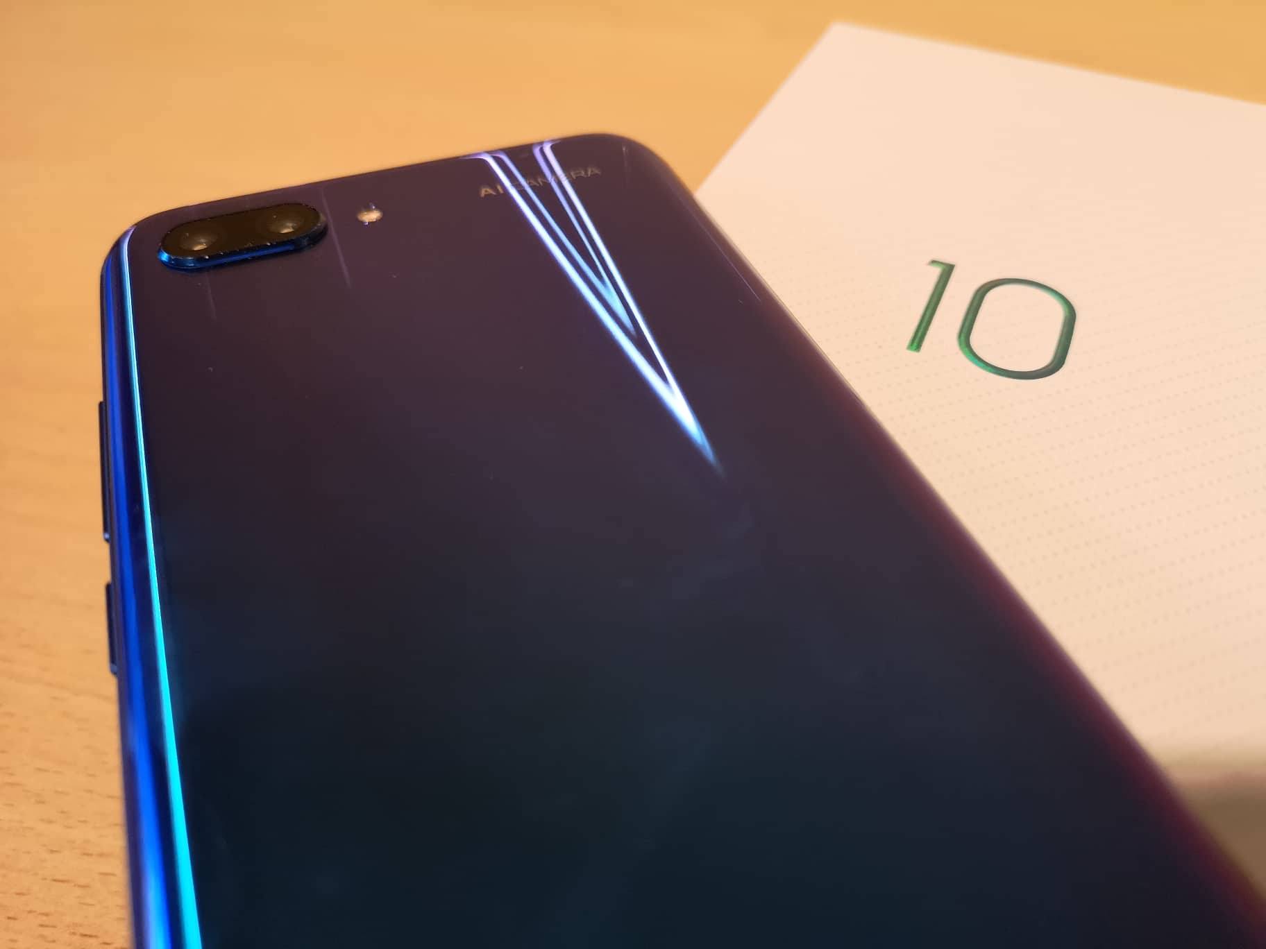 Ревю на Honor 10: красив и с „умни“ камери
