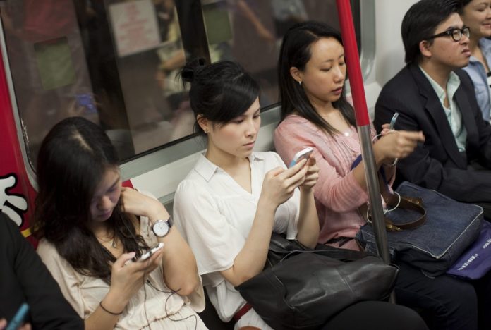 Chinese-1024x689 Китай частично вдига интернет цензурата заради туризма