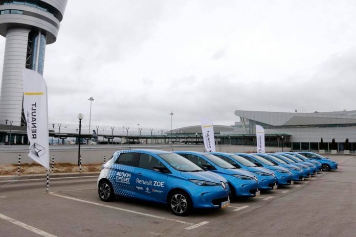 EU-ZOE Renault ZOE ще превозва безплатно всички желаещи пътници от Летище София за една седмица