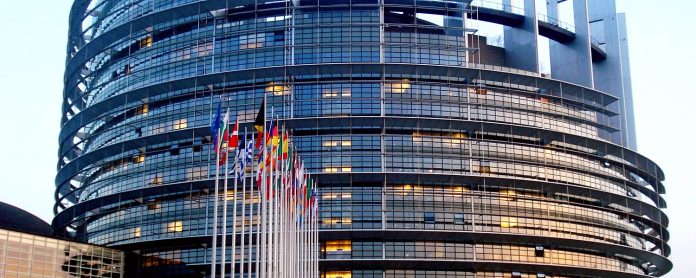 European_Parliament Всеки жител на Евросъюза ще може да продава излишъците си от електроенергия