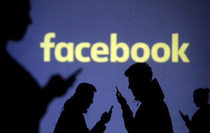 Fb Канадска компания е събрала от Facebook личните данни на над 700 хиляди потребители