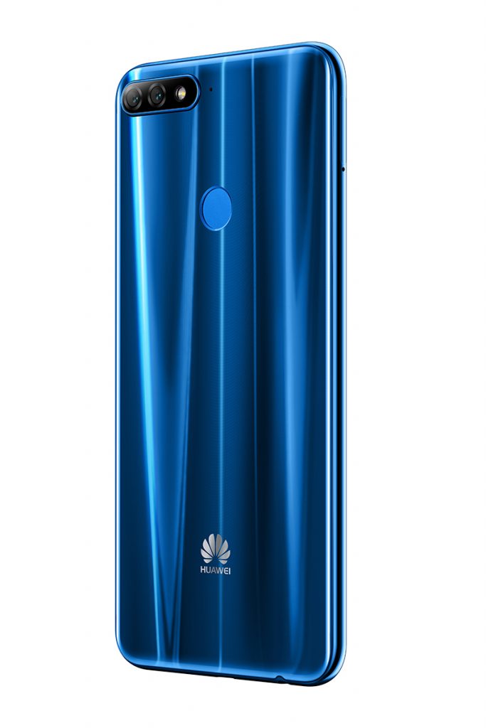 HUAWEI Y7 Prime 2018: по-голям и качествен FullView дисплей в среден клас смартфон