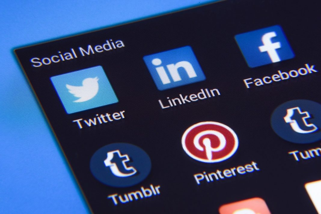 Twitter Icon Instagram Icons Social Media Facebook Facebook вече не е в топ 3 на американските тийнейджъри