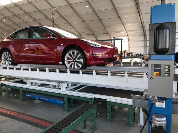 Model 3 Tesla увеличи производството на Model 3 до 3500 електромобила на седмица