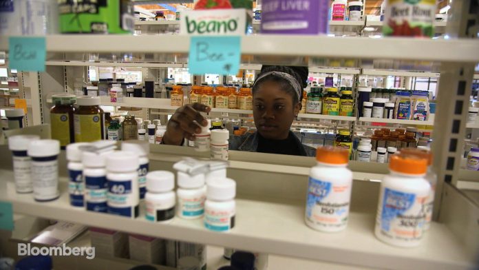 PillPack Amazon дава $1 милиард за закупуването на онлайн аптека