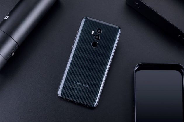Вземете един от 5-те луксозни смартфона UMIDIGI Z2 Pro и вижте новия модел с въглеродни влакна
