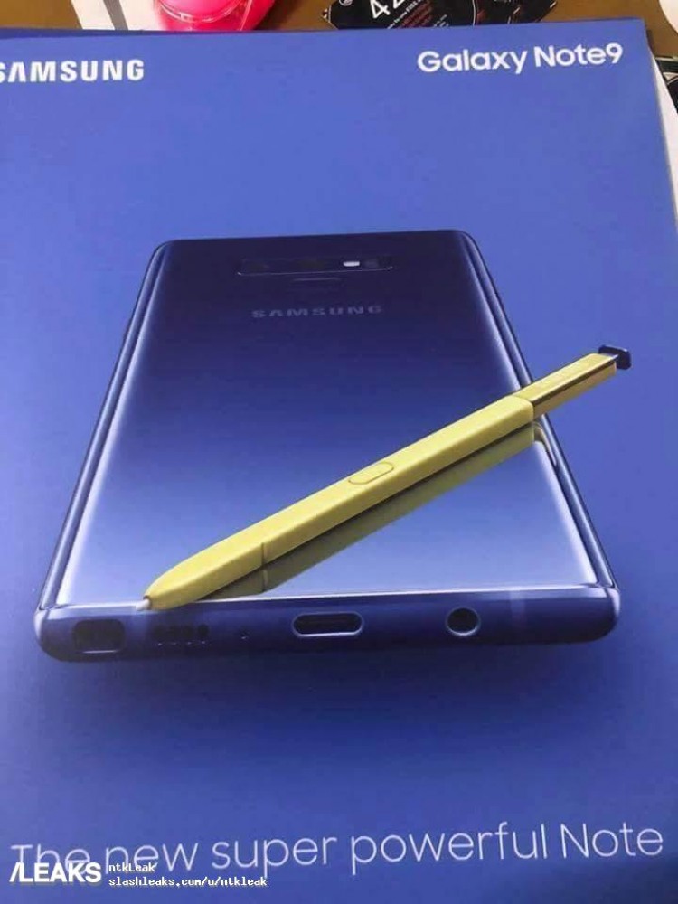 Промоционален плакат на Galaxy Note 9 ни показва син апарат с жълт S Pen