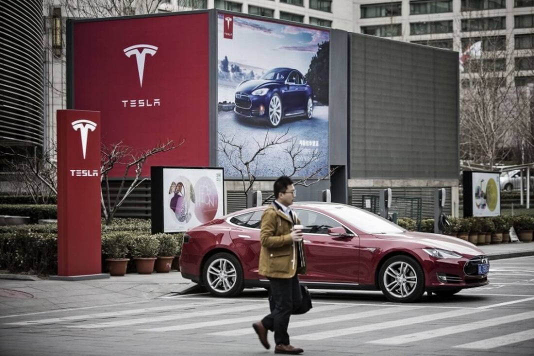 2018-07-09-image-14 Tesla вдигна цените си в Китай с 20%