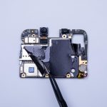 Ето как изглежда разглобеният UMIDIGI One Pro: един истински компактен флагман