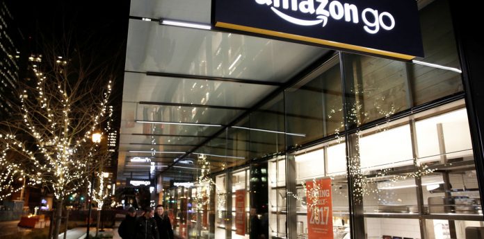 Amazon Go Amazon отваря още един роботизиран магазин Amazon Go без продавачи, касиери и охрана