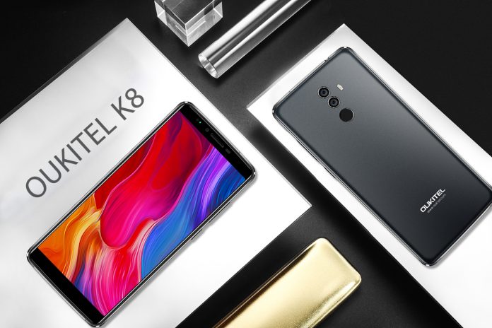 O1 Видео показва OUKITEL K8: 4 GB оперативна памет и лицев скенер