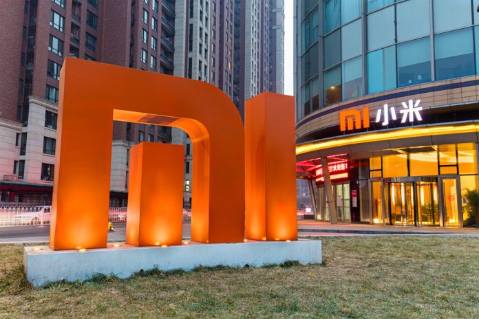Акциите на Xiaomi паднаха в първия ден на търговете