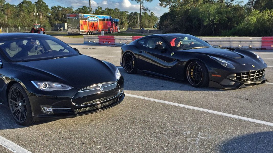 anons По нашите пътища се движат повече Ferrari-та, отколкото Tesla