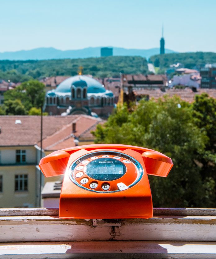 orange-phone Код Оранжево е официалният профил на VIVACOM в Instagram