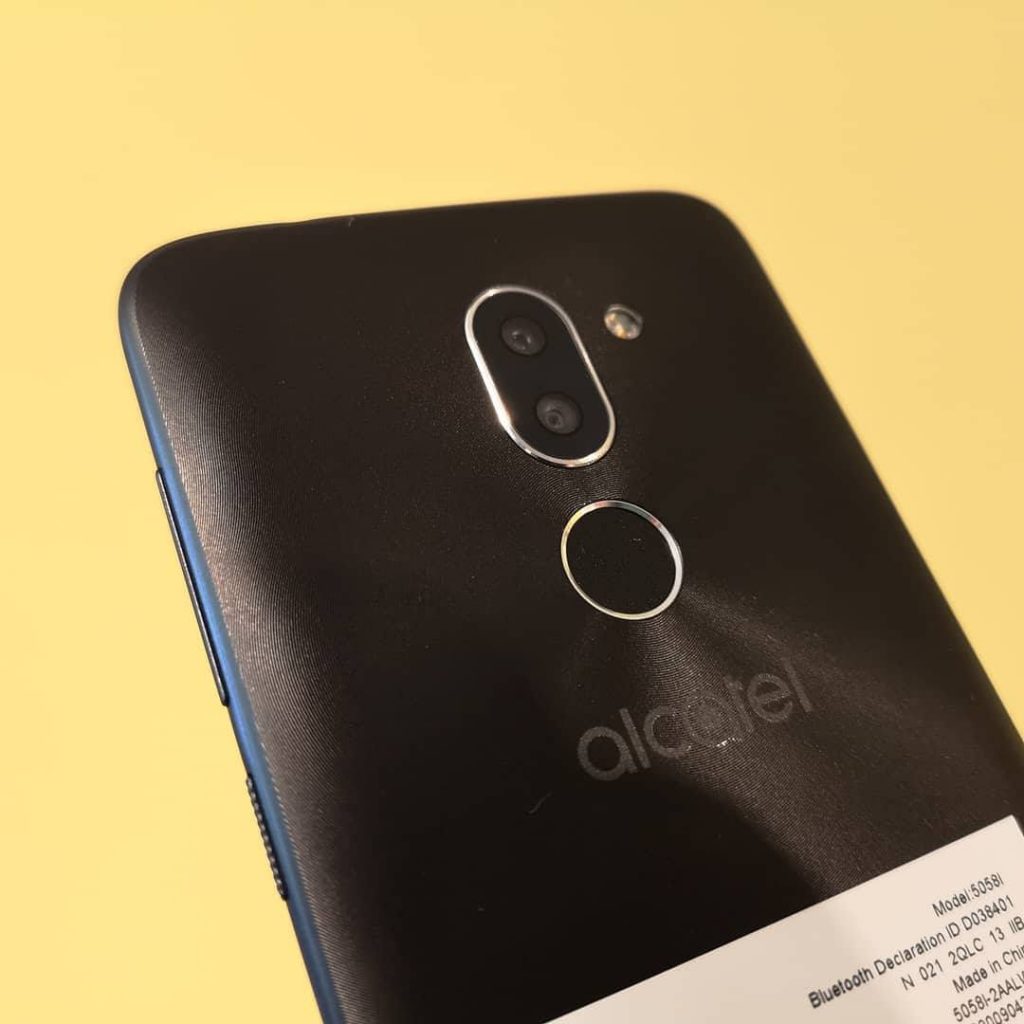 Alcatel 3X – елегантен и пъргав бюджетен телефон