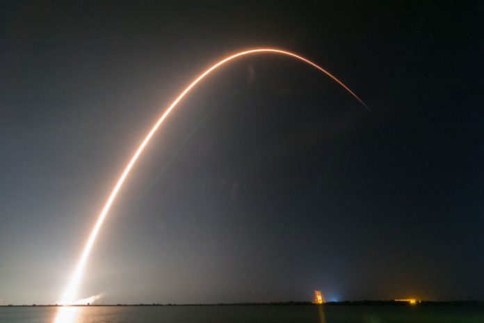 B5 Новата ракета Falcon 9 Block 5 изведе в космоса 71 сателита