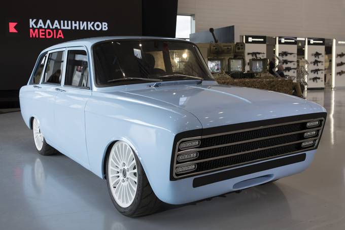 Концернът Калашников представи концептуалния електромобил CV-1