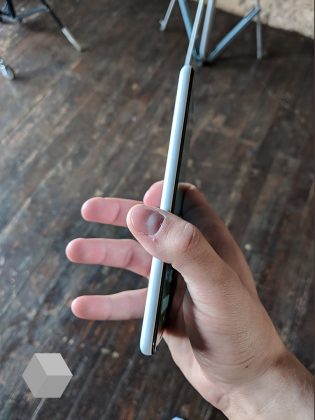 Руски блогър първи се добра до Pixel3 XL на Google