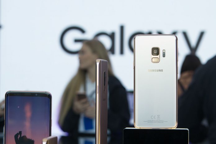 samsung_galaxy_s9_s9_smartphones_1 Samsung обяви датите за обновяване на старите устройства до Android 8.0