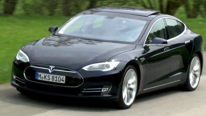 tesla-model-s Tesla приключи второто тримесечие с рекордна загуба