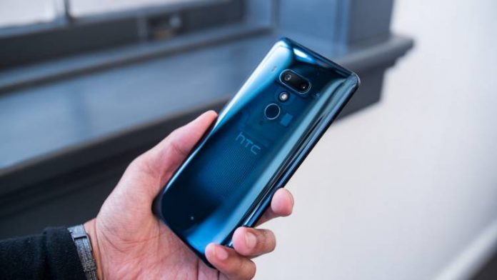HTC прекратява самостоятелното производство на смартфони