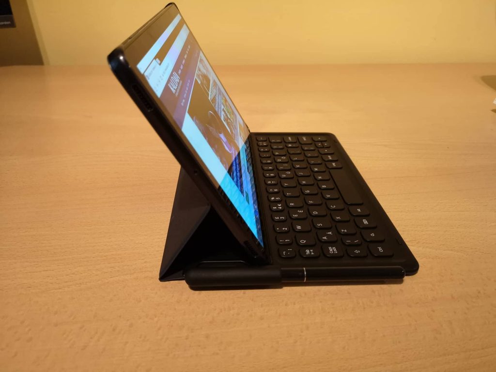 Таблет? Ултрабук? Наистина ли Samsung Galaxy Tab S4 е хибридът, който чакахме?