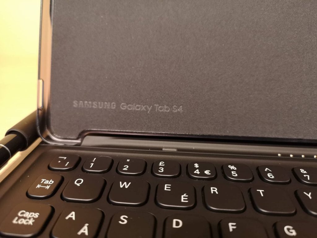 Таблет? Ултрабук? Наистина ли Samsung Galaxy Tab S4 е хибридът, който чакахме?