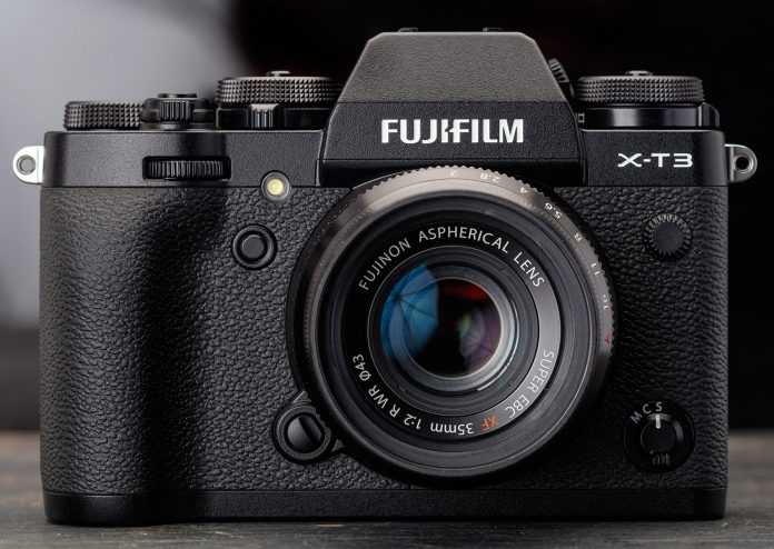 FujifilmXT3-front Fujifilm X-T3