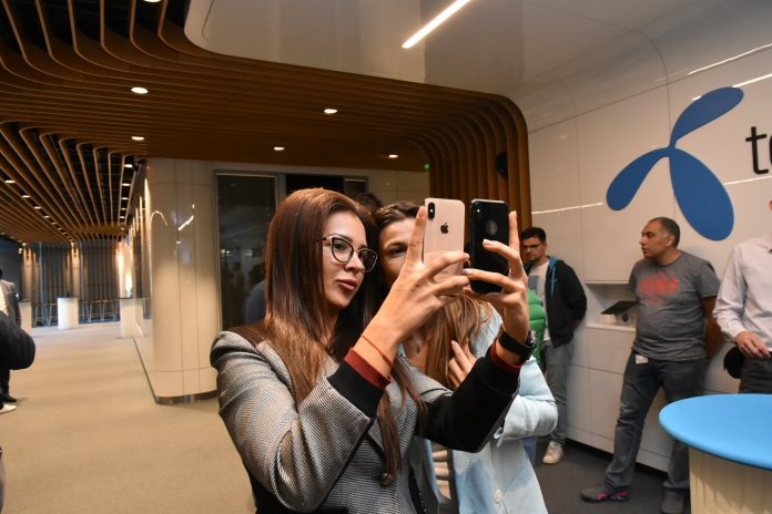 Telenor2 Теленор даде старт на продажбите на iPhone XS и iPhone XS Max в България