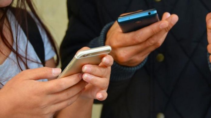 chat Тенденция: Социалните мрежи отстъпват пред приложенията за разговори