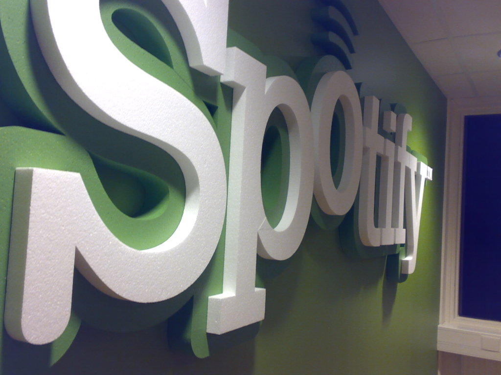 746321665_d5f227288a_o Празничното намаление на Premium абонамента за Spotify е офертата, която може да ви убеди