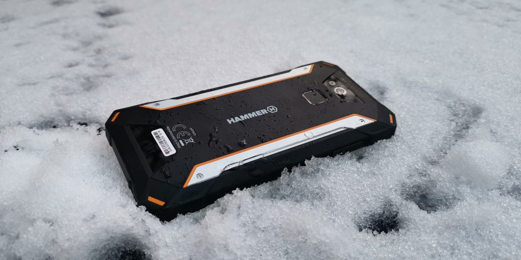 Ревю на Hammer Energy 18×9 – екстремно здрав телефон с голяма батерия и чист Android