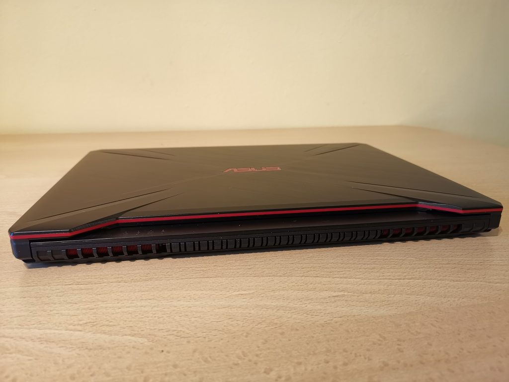 Ревю на евтиния геймърски ноутбук Asus TUF Gaming FX505G