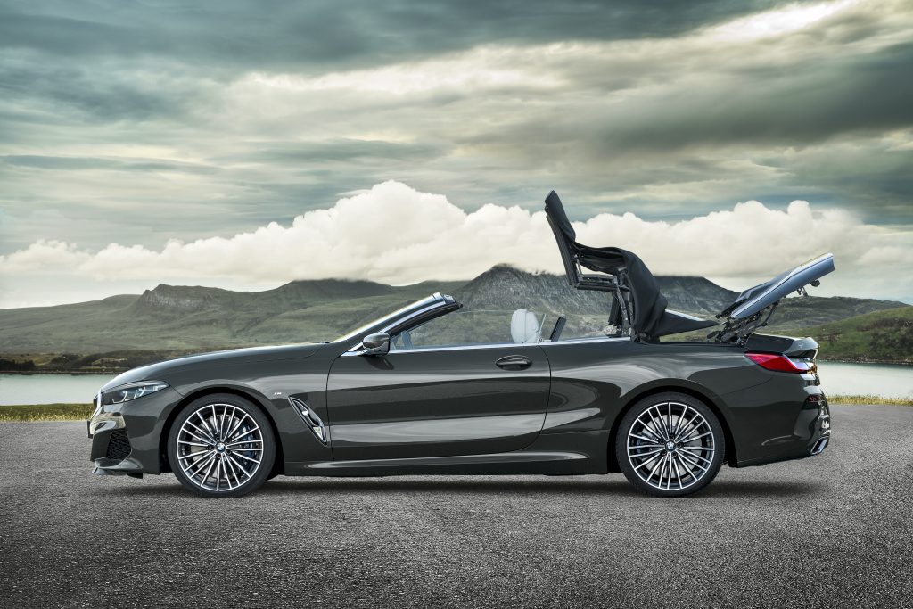 BMW представи новата Серия 8 Кабриолет