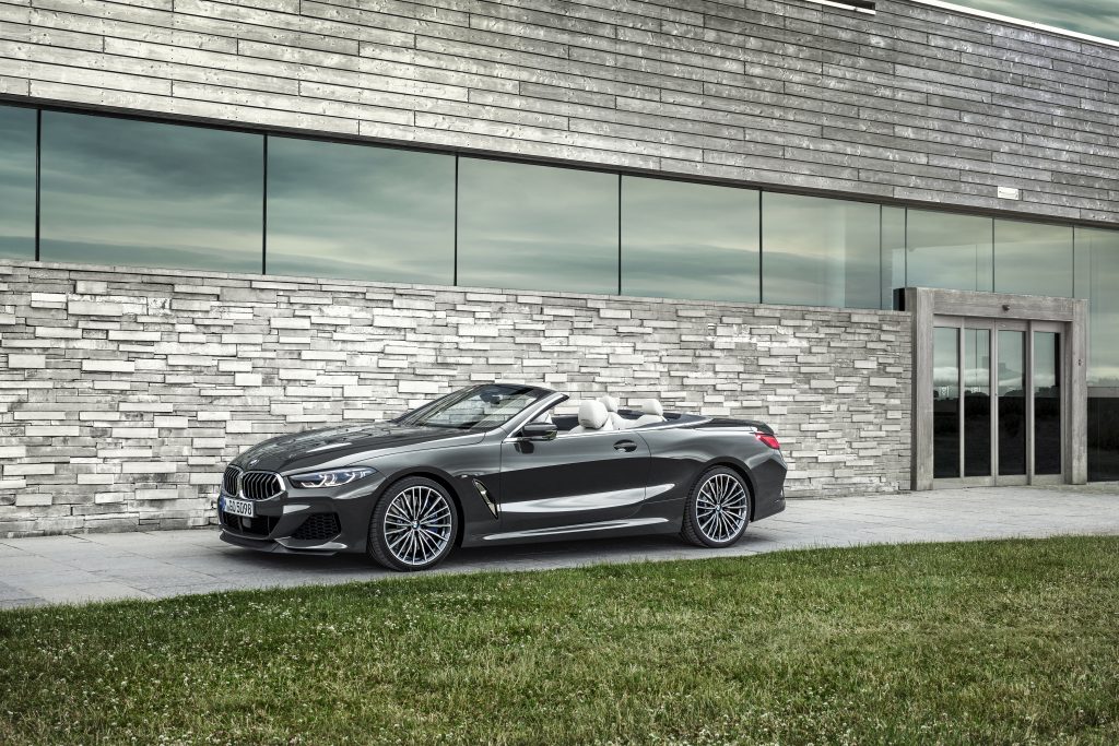 BMW представи новата Серия 8 Кабриолет