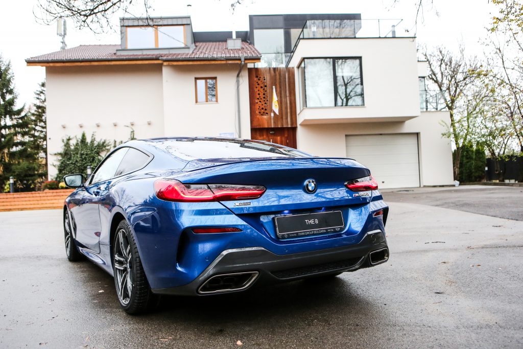 Старт на доставките на новото BMW Серия 8 Купе в България