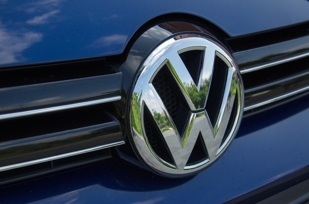 anons Собствениците на Volkswagen вече могат да контролират колите си със Siri