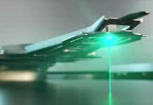 Seagate подготвя масовото производство на 16 TB хард дискове с HAMR технологията