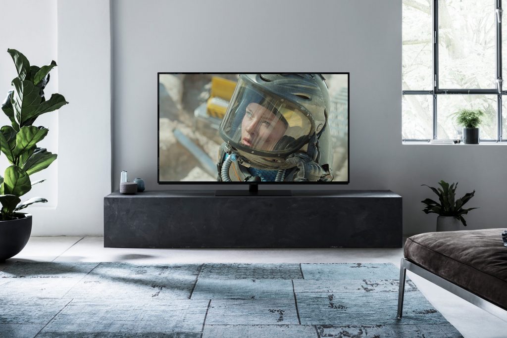 Panasonic FZ800 OLED TV – решение за държащите на качеството