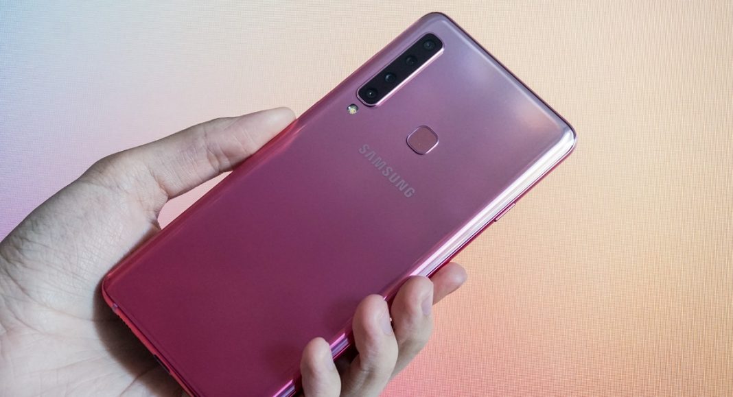 Ревю на Samsung Galaxy A9 2018: Първият смартфон с четири камери