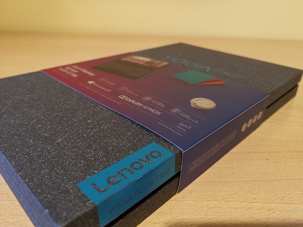 Ревю на Lenovo Yoga Book C930 – ноутбук почти без бутони и с два дисплея