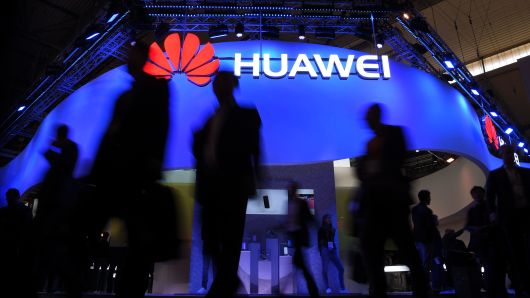 Въпреки САЩ, Германия е готова да работи с Huawei върху създаването на 5G мрежи