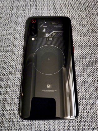 Xiaomi Mi 9 Explorer Edition: официални тийзъри и снимки